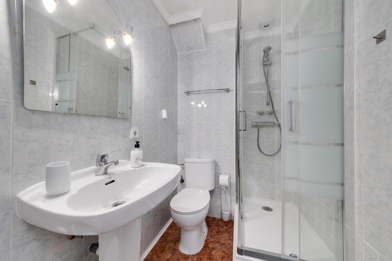Comfortable Apartment With Wi-Fi Alicante Luaran gambar