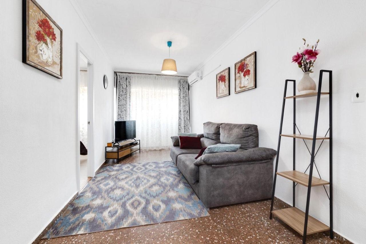Comfortable Apartment With Wi-Fi Alicante Luaran gambar